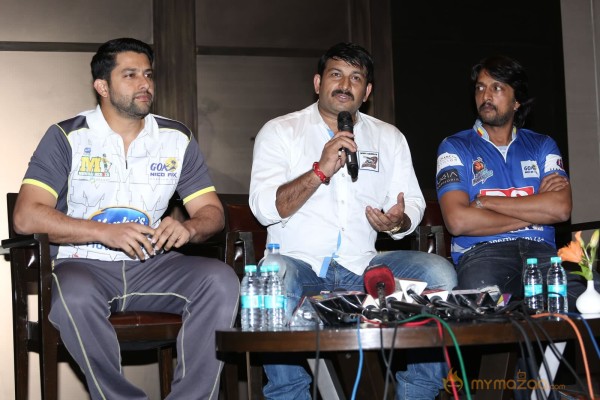 CCL 4 Semi Finals Press Meet Photos