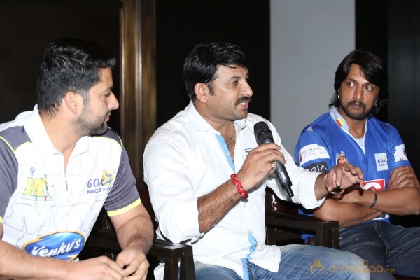 CCL 4 Semi Finals Press Meet Photos