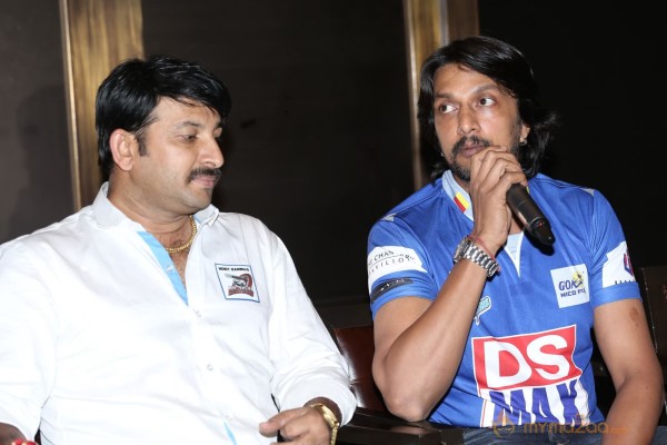 CCL 4 Semi Finals Press Meet Photos