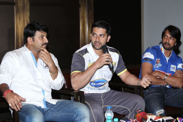 CCL 4 Semi Finals Press Meet Photos