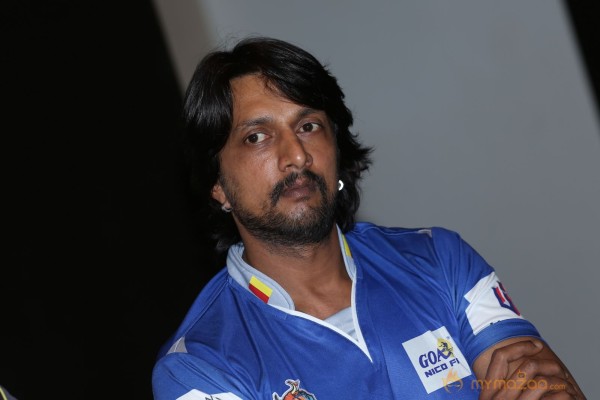 CCL 4 Semi Finals Press Meet Photos