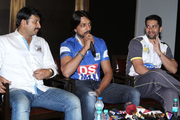 CCL 4 Semi Finals Press Meet Photos