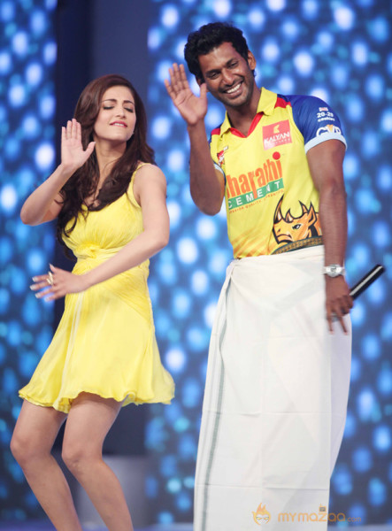 CCL Season 3 Curtain Raiser Pics