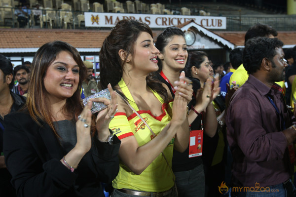 Chennai Rhinos Vs Bengal Tigers CCL 3 Match Gallery 