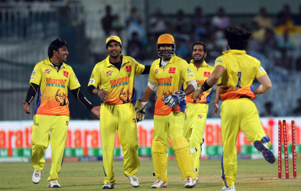 Chennai Rhinos Vs Bengal Tigers CCL 3 Match Gallery 