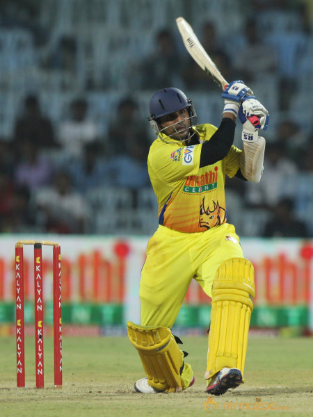 Chennai Rhinos Vs Bengal Tigers CCL 3 Match Gallery 