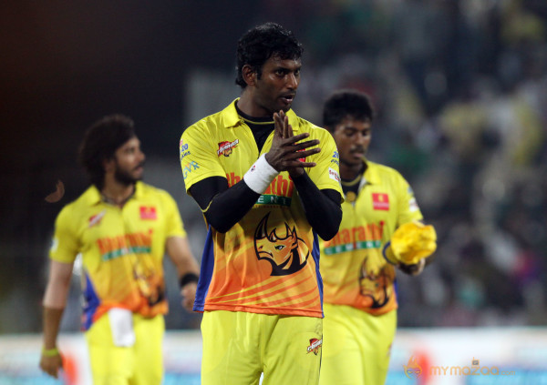 Chennai Rhinos Vs Bengal Tigers CCL 3 Match Gallery 