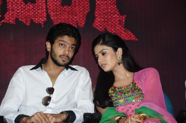 Ettuthikkum Madhayaanai  Audio Launch 