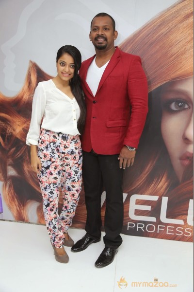 Janani Iyer At  Essensuals Salon Launch