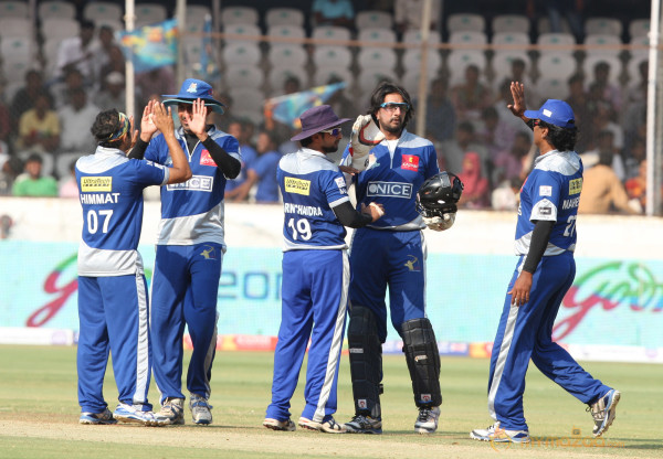  Kerala Strikers vs Karnataka Bulldozers Semi Final Gallery 