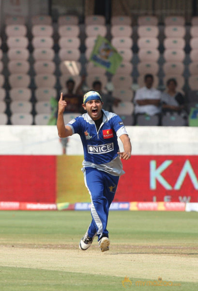  Kerala Strikers vs Karnataka Bulldozers Semi Final Gallery 