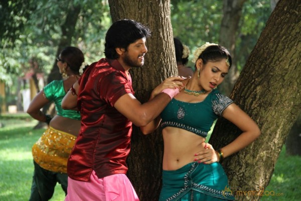 Mai Maranthen Movie Latest Stills