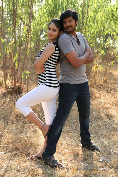 Mai Maranthen Movie Latest Stills