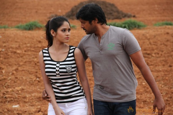 Mai Maranthen Movie Latest Stills