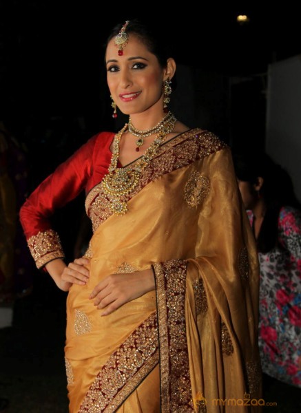 Models Saree Fashion Show Photos