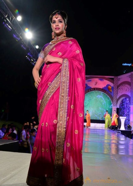 Models Saree Fashion Show Photos