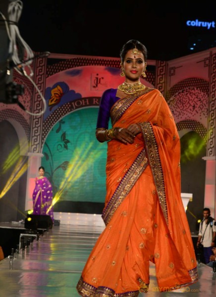 Models Saree Fashion Show Photos