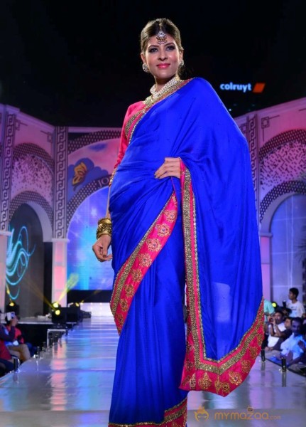 Models Saree Fashion Show Photos