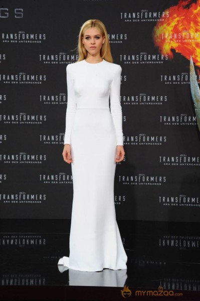 Nicola Peltz at Transformers Premiere Show