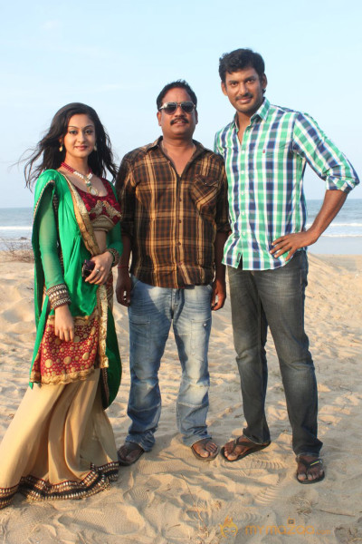 Pattathu Yaanai Movie Onlocation Stills  