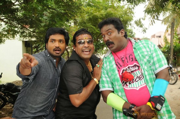 Romba Nallavanda Nee Movie Stills