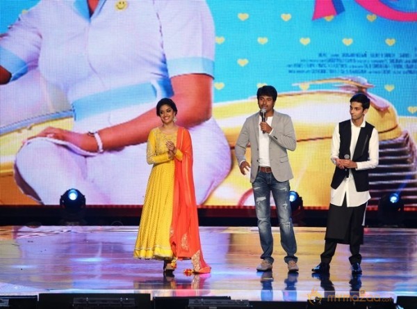 Tamil and Malayalam Film Industry SIIMA 2016 Awards Function Stills Day 2