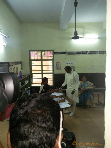 TN Election Celebrity Voting Pics 