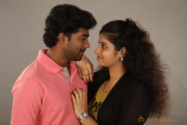 Aayul Regai Neeyadi Movie Stills 