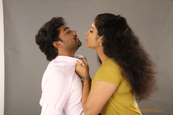 Aayul Regai Neeyadi Movie Stills 