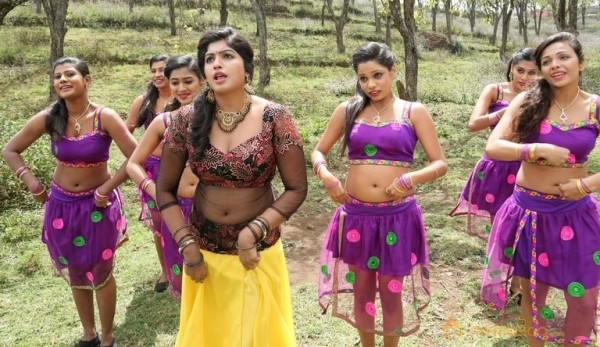 Adra Machan Visilu Tamil Film Stills
