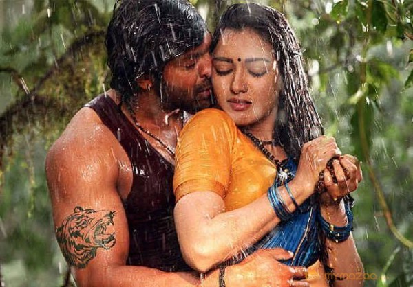 Arya Kadamban Movie Latest Stills