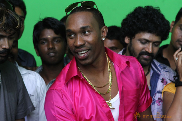 Cricketer Dwayne Bravo At Ula Movie Onlocation Stills 