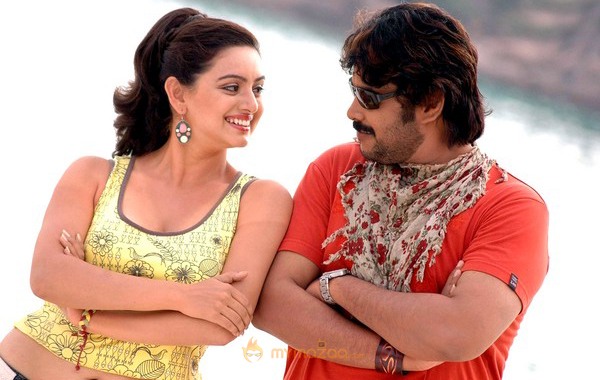 Guru Shishyan 2010 Movie Stills