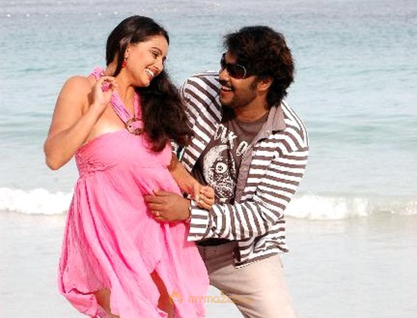 Guru Shishyan 2010 Movie Stills