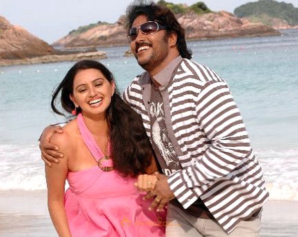 Guru Shishyan 2010 Movie Stills