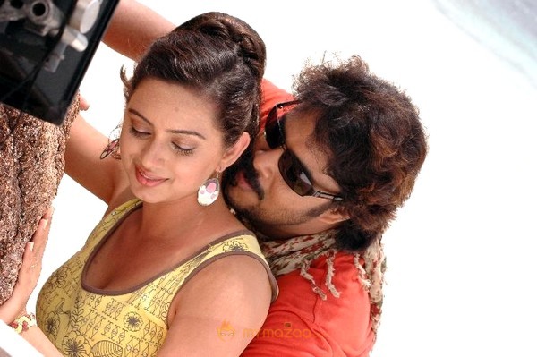 Guru Shishyan 2010 Movie Stills