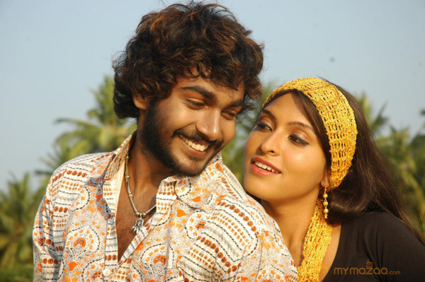 Ilamai Kadhal Movie Stills  