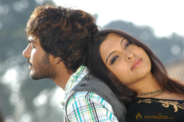 Ilamai Kadhal Movie Stills  