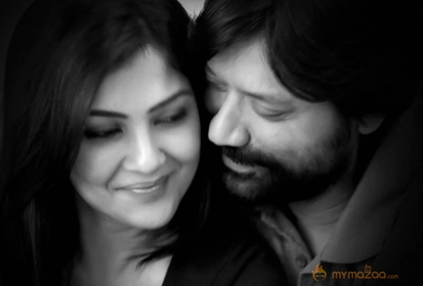 Iraivi Movie Latest Stills