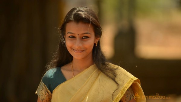 Kadhal Theeyai Kaiyil Edu Movie Stills 