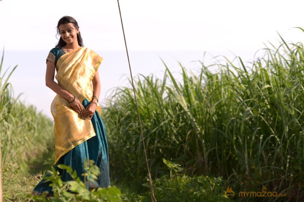 Kadhal Theeyai Kaiyil Edu Movie Stills 