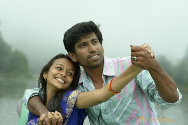 Kadhal Theeyai Kaiyil Edu Movie Stills 