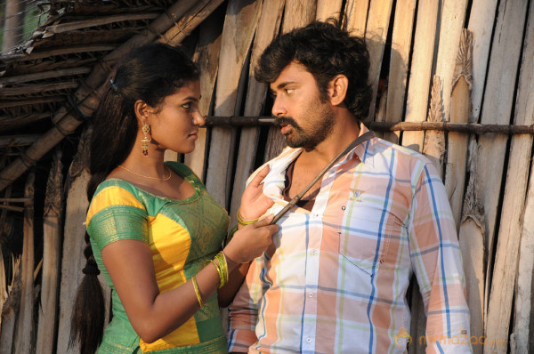 Karisalpattum Gaathinagarum Movie Stills 