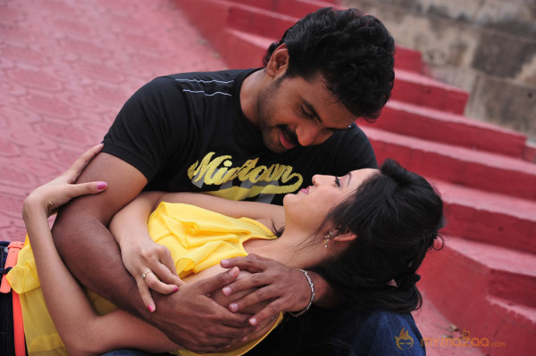 Manathil Mayam Seithai Movie Stills  