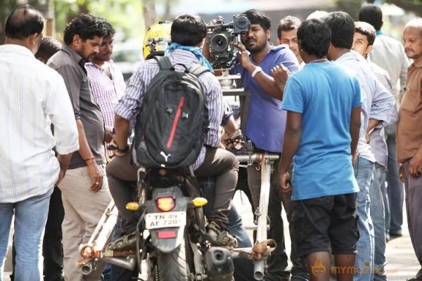 Metro Movie Onlocation Stills