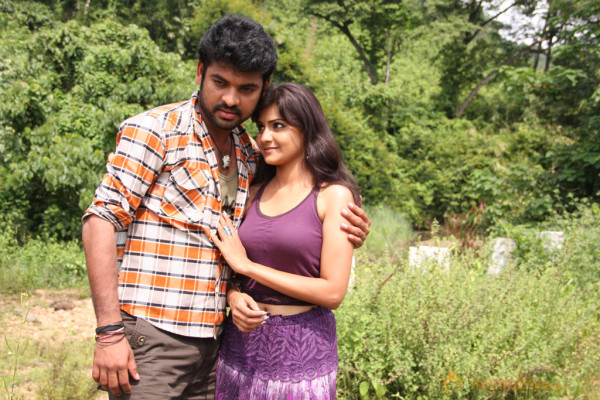 Netru Indru Hot Movie Stills 