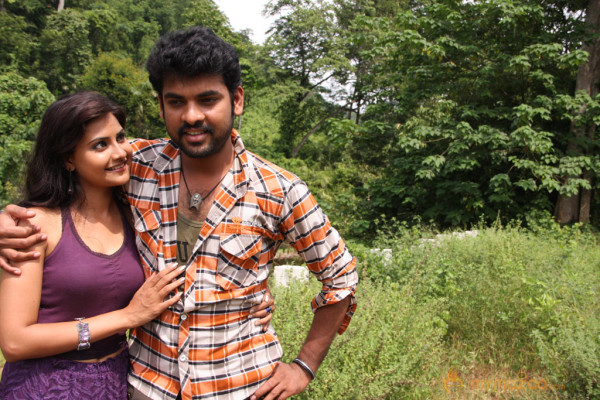 Netru Indru Hot Movie Stills 