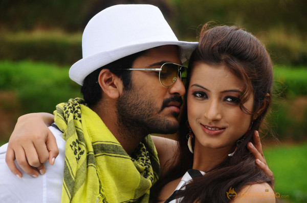 Pathavi Movie Stills 