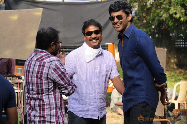 Pattathu Yaanai Movie Onlocation Stills 