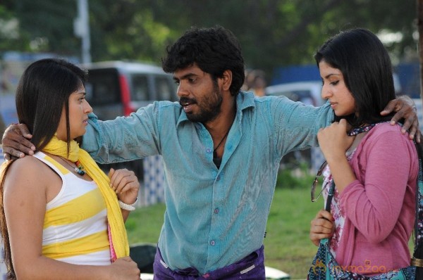 Pongadi Neengalum Unga Kadhalum Movie Stills 